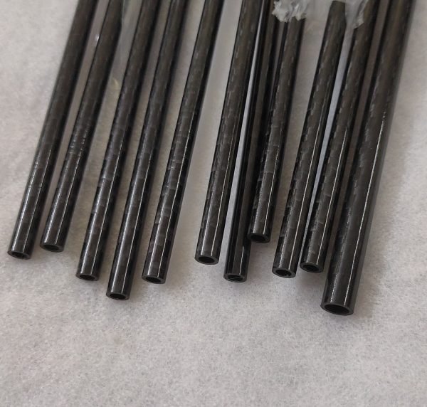 3K Carbon Fiber Tube (Hollow) 6mm(OD) *4mm(ID) * 1000mm(L)
