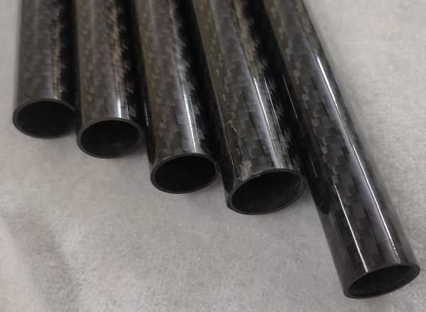 3K Carbon Fiber Tube (Hollow) 16mm(OD) *14mm(ID) * 1000mm(L)